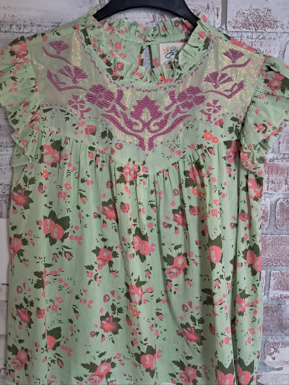 OH MY STARS NWOT EMBROIDERED BLOUSE